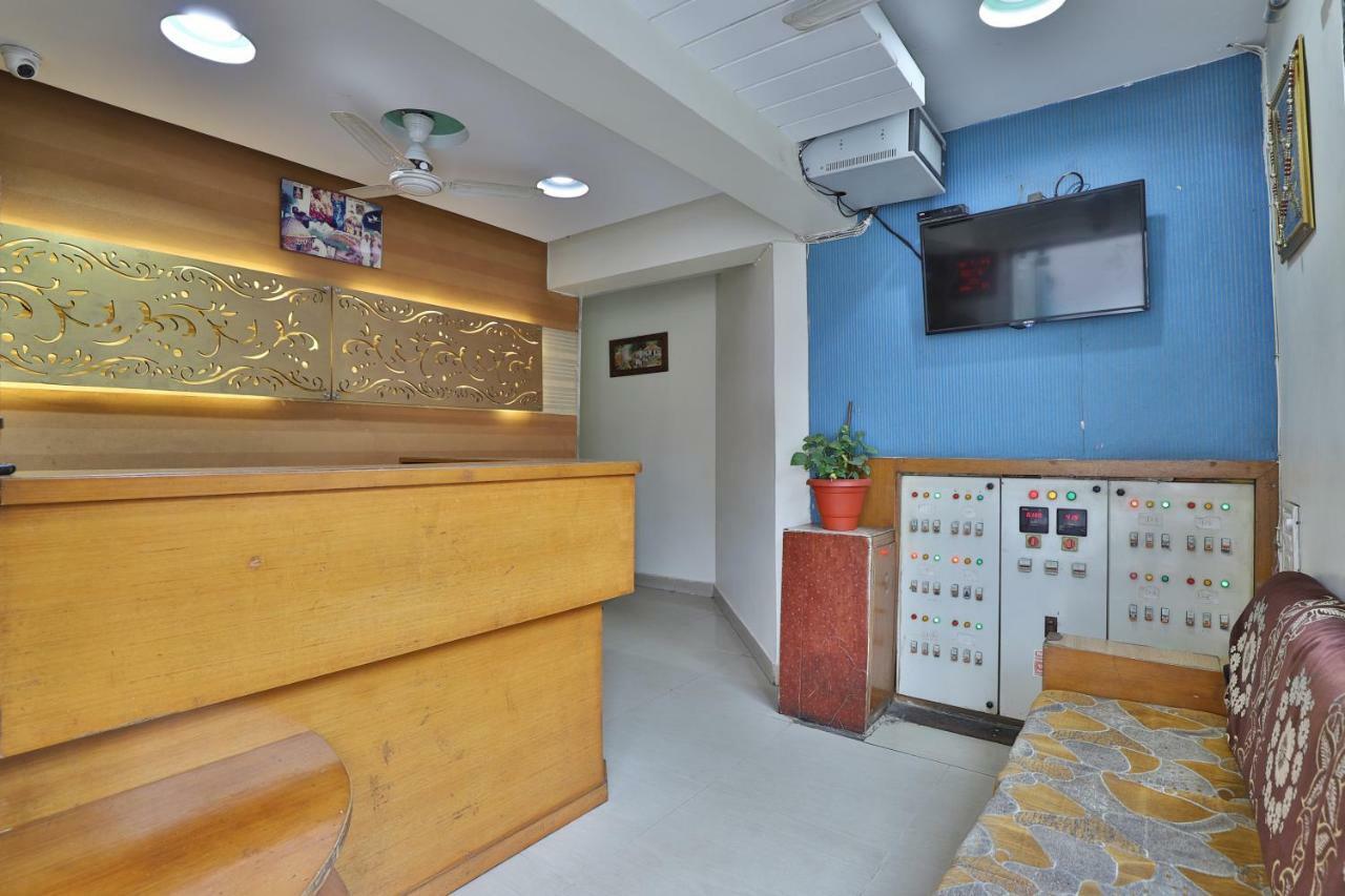 Oyo 1966 Hotel Campus Ahmedabad Exterior photo